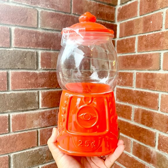 BULLSEYE PLAYGROUND RED GUMBALL MACHINE - Picture 1 of 3